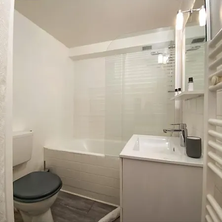 Apartment Coup De Coeur Au Pied Du Chateau - Ideally Located *