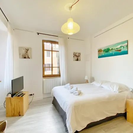 Coup De Coeur Au Pied Du Chateau - Ideally Located Apartamento *